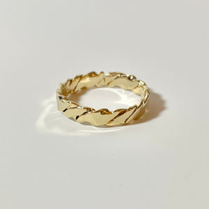 Gold twisted Ring